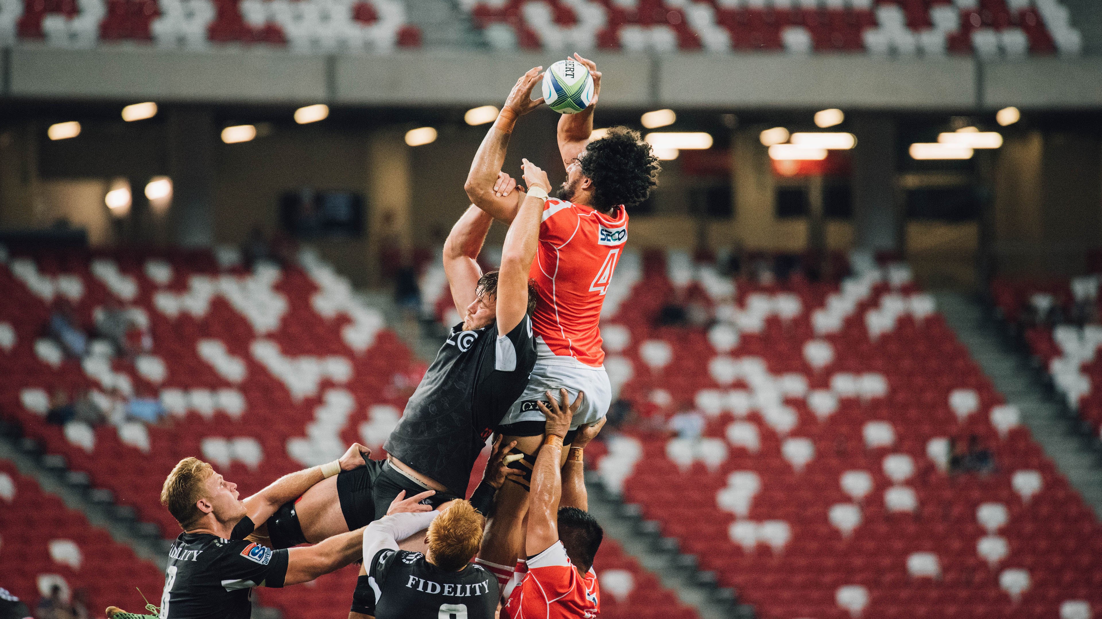 球迷自制“炸裂”影片:最震撼的比赛场景合集,球赛经典视频